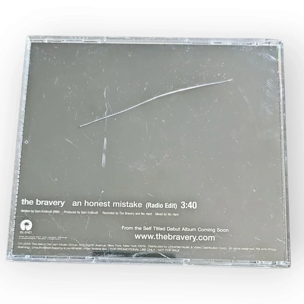 The Bravery – An Honest Mistake (Radio Edit) [2005 Promotional‎ CD Single] - Picture 2 of 3